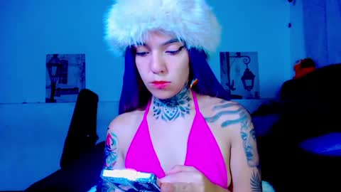 Snapshot of lannie_gonzales chatting on May 11, 1:17 pm LANNIE online show from May 11, 1:17 pm