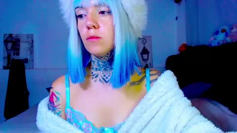 Snapshot of lannie_gonzales chatting on May 14, 4:25 pm LANNIE online show from May 14, 4:25 pm