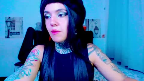 Snapshot of lannie_gonzales chatting on June 5, 12:50 am LANNIE online show from June 5, 12:50 am