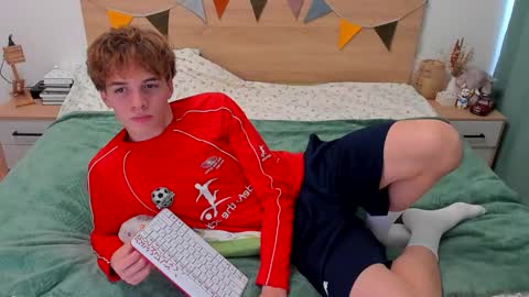 Fandi online show from September 10, 10:26 am