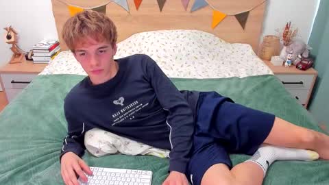 Fandi online show from September 21, 12:40 pm