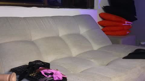 la paisita  online show from December 6, 10:49 am