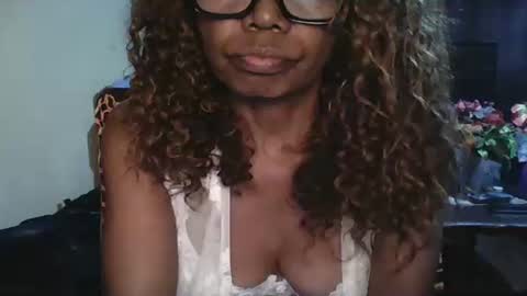 Snapshot of lapinnah chatting on May 20, 7:53 pm lapinnah online show from May 20, 7:53 pm