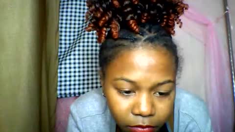 lara_belle online show from June 10, 4:50 pm