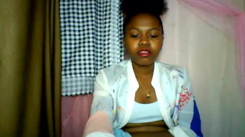 lara_belle online show from June 21, 1:13 pm