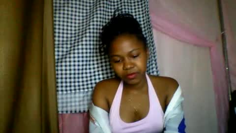 lara_belle online show from July 7, 7:23 am