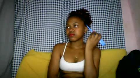 lara_belle online show from July 25, 12:25 pm