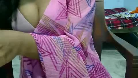 Snapshot of lara_dey chatting on September 15, 6:19 pm Anshika rai online show from September 15, 6:19 pm