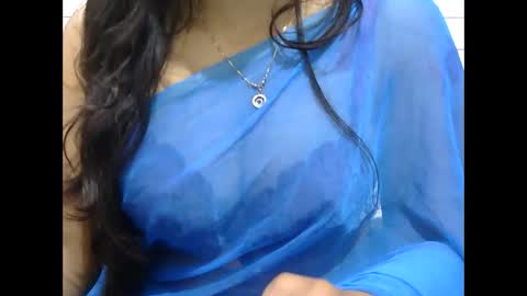 Snapshot of lara_dey chatting on March 1, 7:05 pm Anshika rai online show from March 1, 7:05 pm