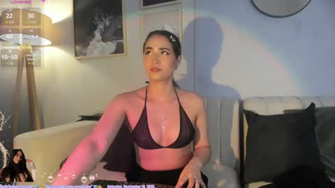 Snapshot of lara_madisson chatting on September 10, 6:02 am Lara Madisson online show from September 10, 6:02 am
