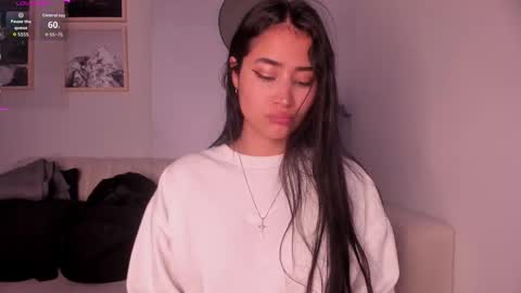Snapshot of lara_madisson chatting on September 13, 5:51 am Lara Madisson online show from September 13, 5:51 am