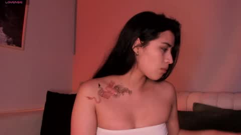 Snapshot of lara_madisson chatting on April 26, 5:49 am Lara Madisson online show from April 26, 5:49 am