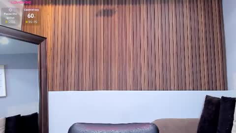 Snapshot of lara_martin chatting on July 15, 1:27 pm 700 200 online show from July 15, 1:27 pm
