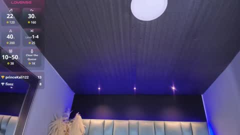 Lara online show from February 17, 10:14 pm