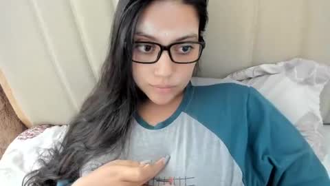 lara online show from November 7, 6:41 pm