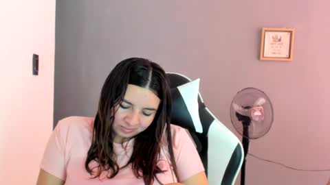 Lara online show from July 9, 7:07 pm