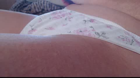 Snapshot of laralhotr chatting on January 14, 7:59 am laralhotr online show from January 14, 7:59 am