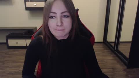 Laralianna online show from January 9, 4:52 am