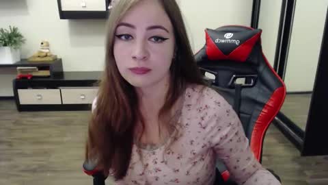 Laralianna online show from September 10, 8:14 am