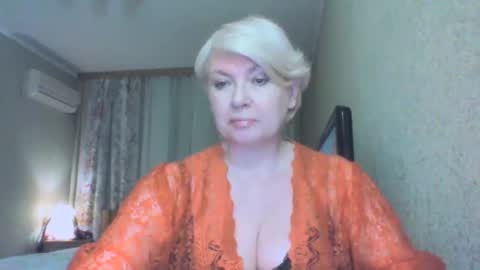 laramrs online show from March 27, 6:18 pm