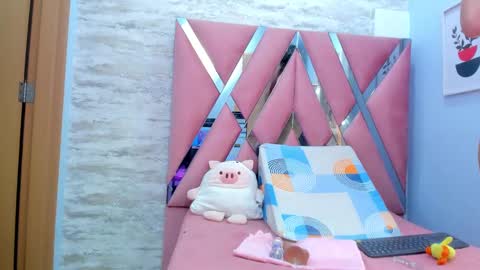 Lara Murphy online show from January 17, 7:38 pm