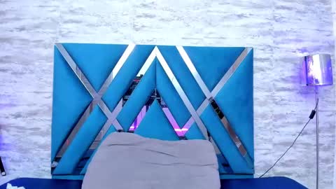 Lara Murphy online show from February 25, 10:39 pm