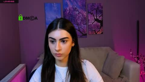 Snapshot of laratiz chatting on November 14, 10:25 am laratiz online show from November 14, 10:25 am