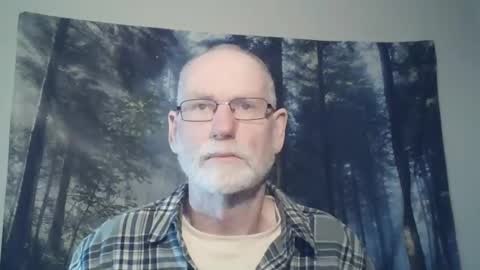 Larbie online show from December 8, 3:00 am