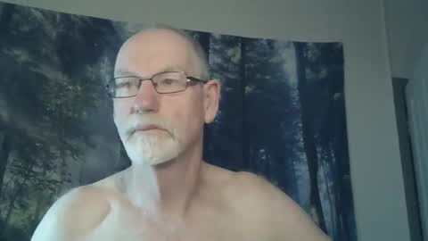 Larbie online show from December 21, 9:15 pm