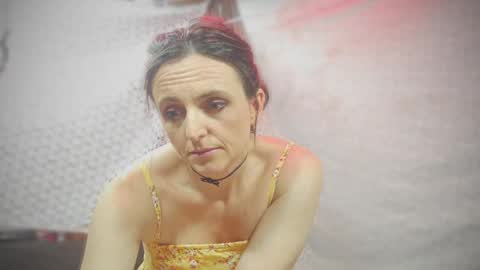 Snapshot of largen3 chatting on February 24, 9:21 am VinnyMacNDelilah online show from February 24, 9:21 am