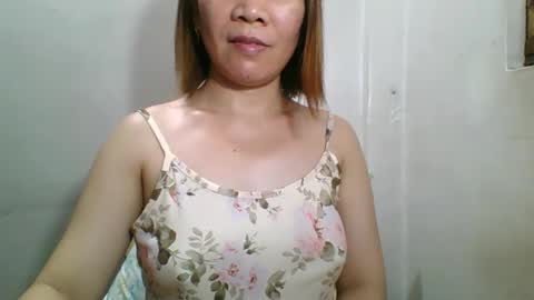 Snapshot of laricemsbest chatting on May 13, 4:21 am Larice online show from May 13, 4:21 am