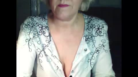 larisaq4ugo24 online show from January 29, 7:36 am