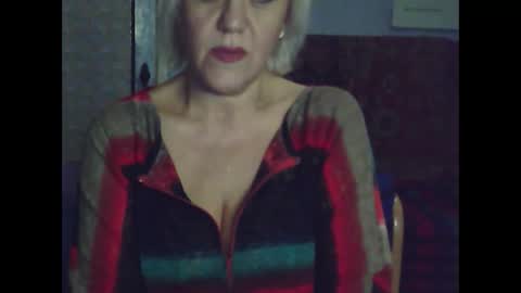 larisaq4ugo24 online show from February 5, 12:38 pm