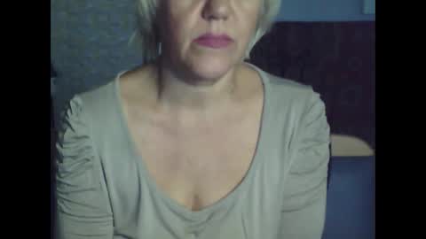 larisaq4ugo24 online show from September 18, 8:38 am