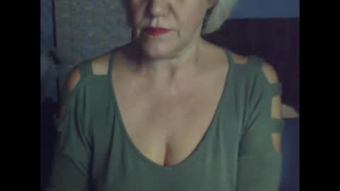 larisaq4ugo24 online show from September 20, 8:15 am