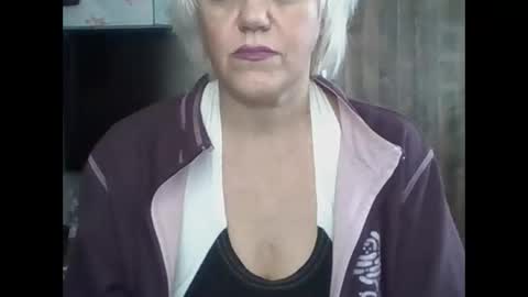 larisaq4ugo24 online show from September 30, 7:57 am