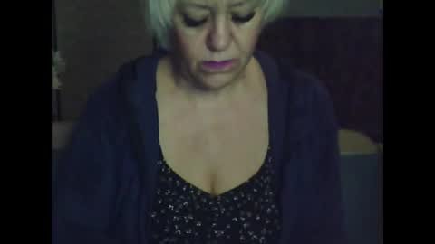 larisaq4ugo24 online show from October 9, 3:54 pm