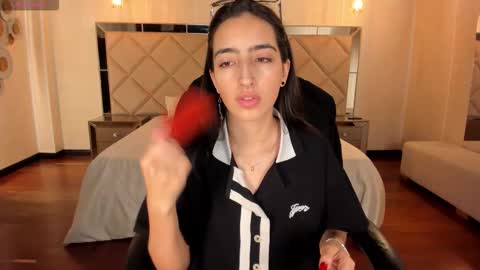 Larisa Smirnov online show from January 9, 4:04 am