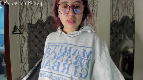  Lari online show from January 30, 2:38 am