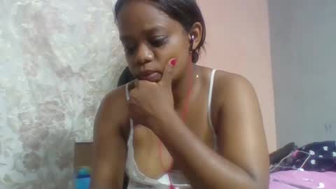 Snapshot of larissa645771 chatting on April 30, 8:26 pm larissa645771 online show from April 30, 8:26 pm