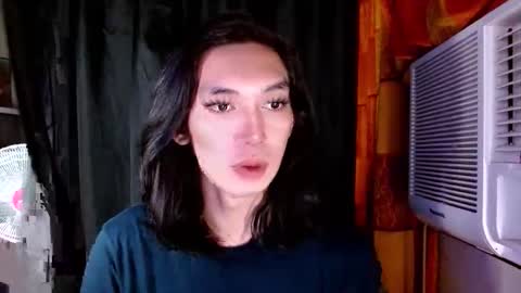 Snapshot of larochefoucauld chatting on April 16, 10:16 am Francois online show from April 16, 10:16 am