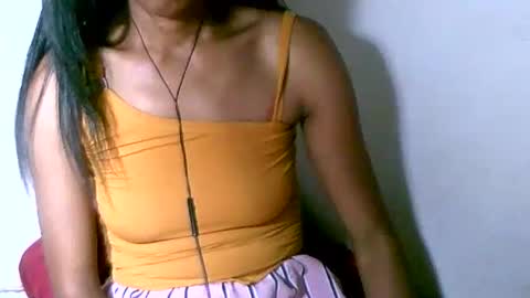 Snapshot of larra27 chatting on February 18, 11:55 pm Malala online show from February 18, 11:55 pm