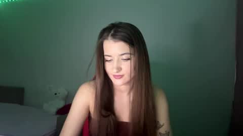 Snapshot of larrainemelandez chatting on July 14, 11:16 am Jocelyn online show from July 14, 11:16 am