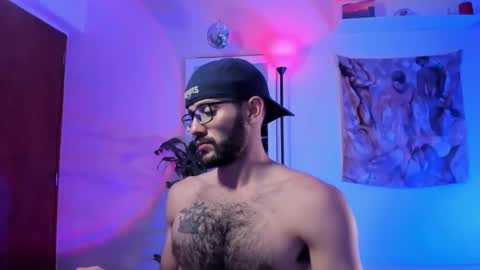 larry_stewart online show from November 26, 3:24 pm