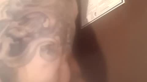 Snapshot of larrybostic45 chatting on November 5, 6:24 am larrybostic45 online show from November 5, 6:24 am