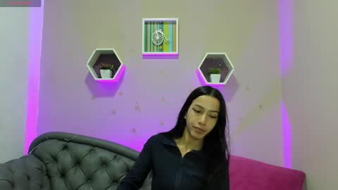 Tania  online show from April 15, 12:23 pm