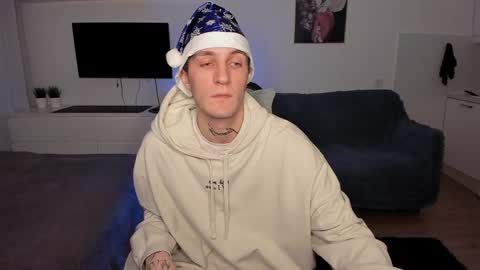 acie online show from December 28, 2:11 am