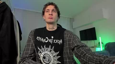 acie online show from February 27, 5:45 am