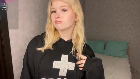 Snapshot of latanyabarthel chatting on March 14, 7:19 pm Jay online show from March 14, 7:19 pm