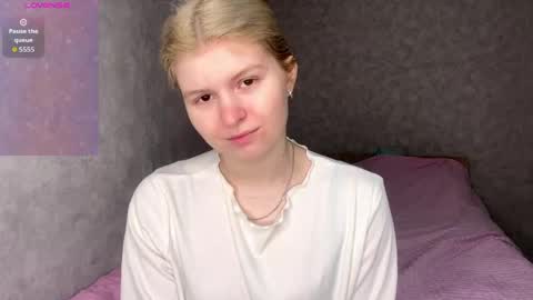 Snapshot of latanyabarthel chatting on April 11, 8:24 pm Jay online show from April 11, 8:24 pm